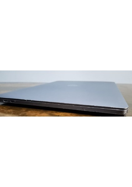 Macbook Pro A2289 Intel I5-8257U 8 Ram 256 SSD Etiket Izli Notebook -Outlet fırsatları
