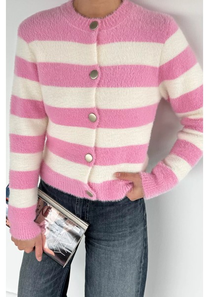 Kadın Renk Bloklu Yumoş Triko Ceket (S-M-L Beden Uyumludur.) P-00018069 fırsatları