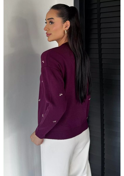 Kadın Fiyonk Nakışlı Triko Hırka P-00018424 fırsatları