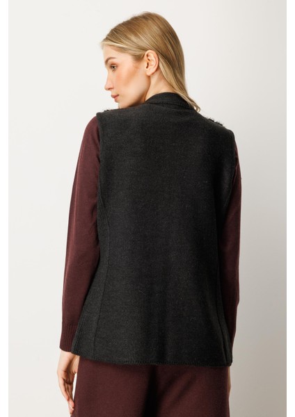 Kadın Kürk Kombinli Triko Yelek Siyah 20218 modelleri
