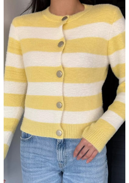 Kadın Renk Bloklu Yumoş Triko Ceket (S-M-L Beden Uyumludur.) P-00018069