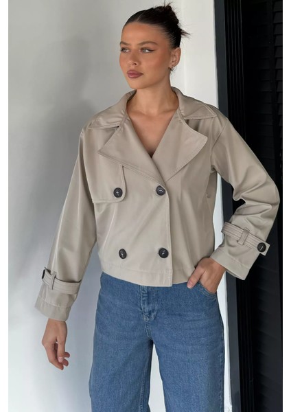 Dört Düğmeli Kadın Kısa Trençkot P-00010342 fiyatları