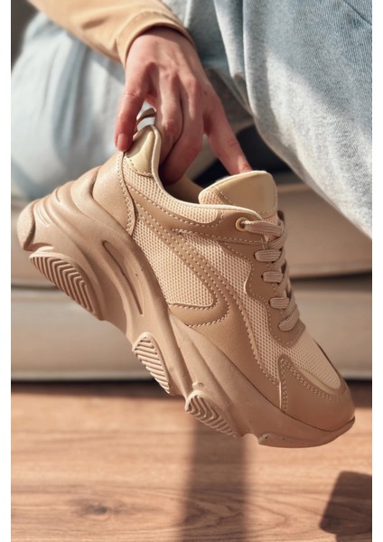 ZRİN-149 Nut Gold Bağcıklı Fileli Günlük Premium Kadın Sneaker fırsatları