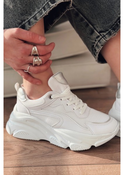 ZRİN-149 Beyaz Gümüş Bağcıklı Fileli Günlük Premium Kadın Sneaker