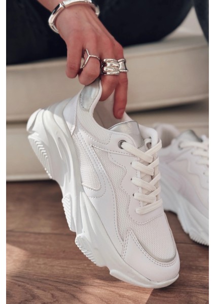 ZRİN-149 Beyaz Gümüş Bağcıklı Fileli Günlük Premium Kadın Sneaker modelleri
