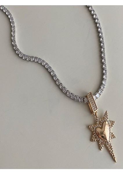 Suyolu Kalp Madalyon Kolye