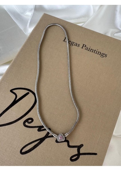 Özel Seri Gümüş Zirkon Taşlı Kalp Figür Marka Model Kolye fiyatları