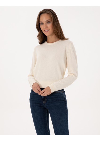 Kadın Ekru Comfort Fit Bisiklet Yaka Basic Kazak 50316393-VR019