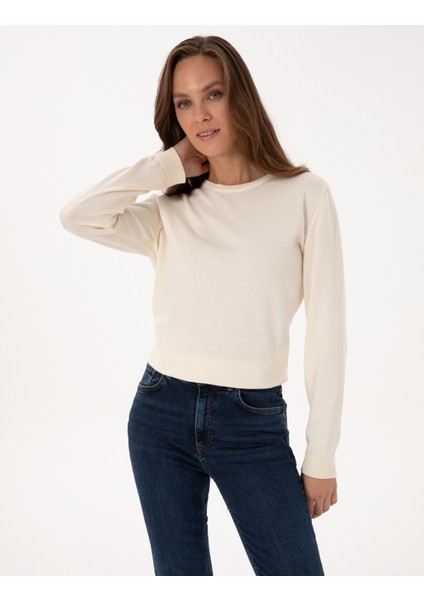 Kadın Ekru Comfort Fit Bisiklet Yaka Basic Kazak 50316393-VR019 modelleri