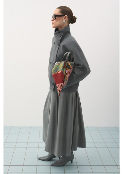 Kısa Kaşe Kaban Gri