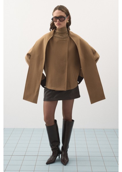 Atkılı Kısa Kaban Camel modelleri