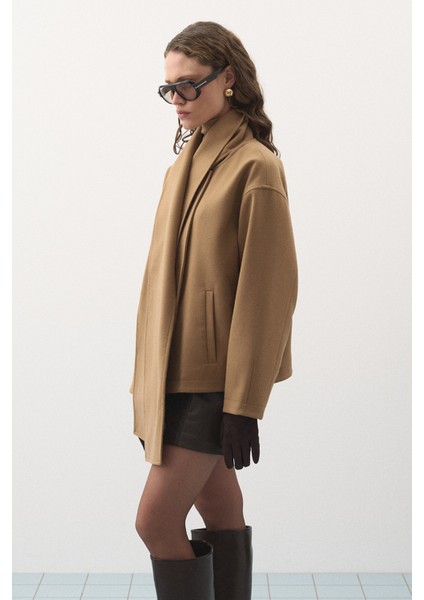 Atkılı Kısa Kaban Camel