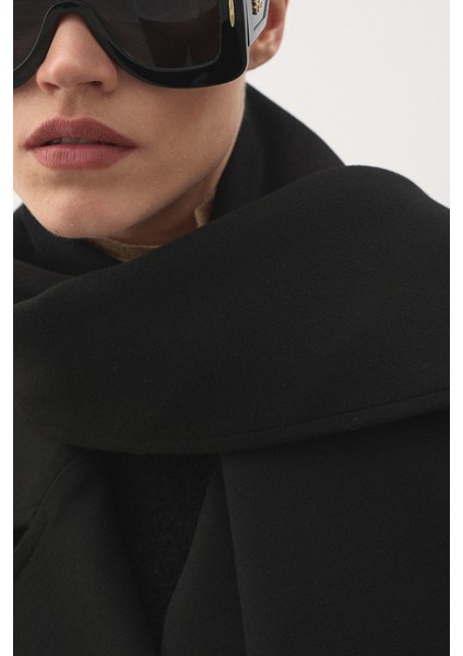 Atkılı Uzun Kaban Siyah indirimleri