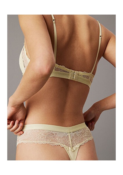 Kadın Yeşil Thong Külot modelleri