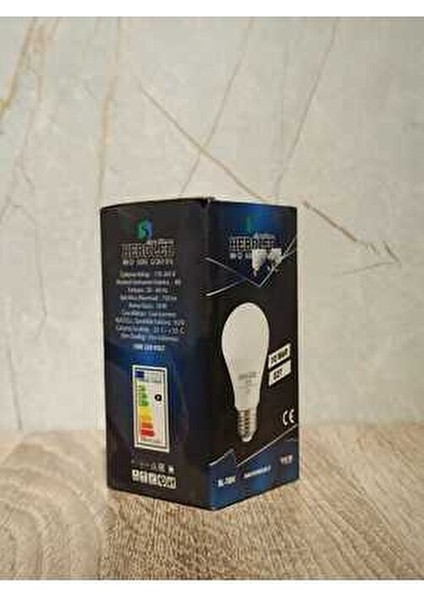 10 Watt Güç Tüketimi ile 12 Volt DC Aku ile Çalışan LED Ampul fiyatları