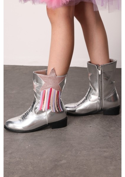 Gümüş Yıldız ve Püskül Detaylı Kız Çocuk Kovboy Bot fiyatları