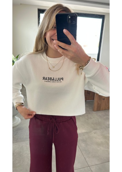 Beyaz Crop Sweatshirt
