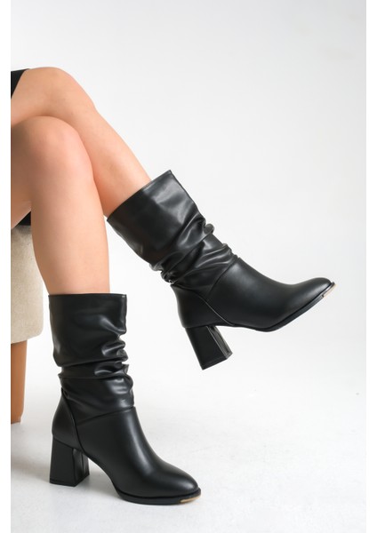 Siyah Deri Topuklu Kadın Bot Kaymaz Taban Kalın Topuk Laura