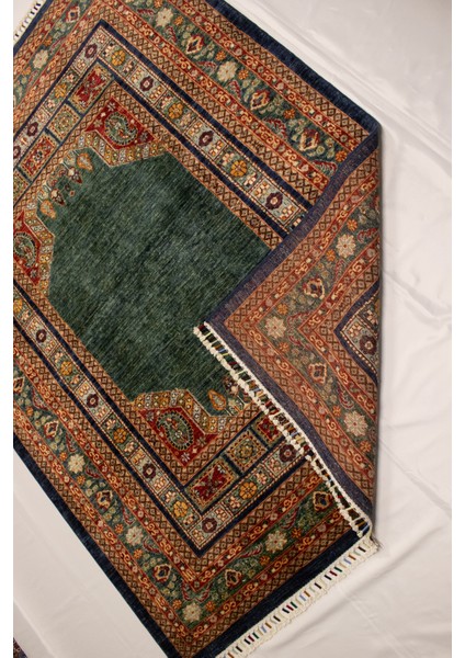 El Dokuma Afgan Halı Yeşil Renk 3 Metre Kare fırsatları