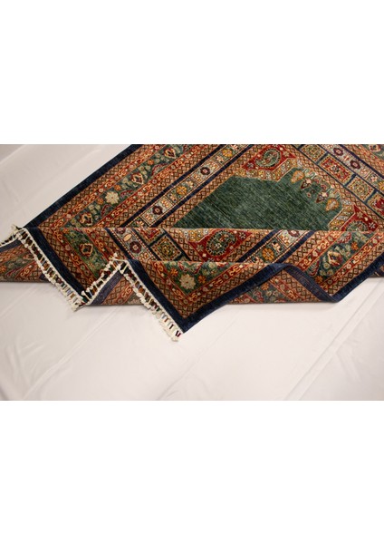 El Dokuma Afgan Halı Yeşil Renk 3 Metre Kare