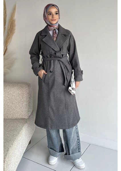 Çift Cepli Bel Kuşak Detaylı Tesettür Kaşe Kaban P-00018940 fiyatları