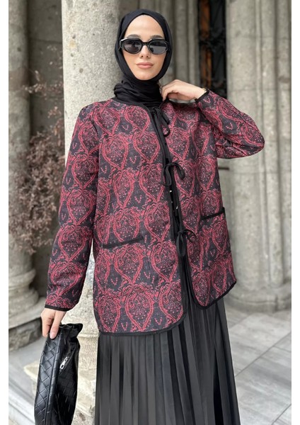 Ön Bağlamalı Kapitoneli Desenli Tesettür Ceket P-00018988 modelleri