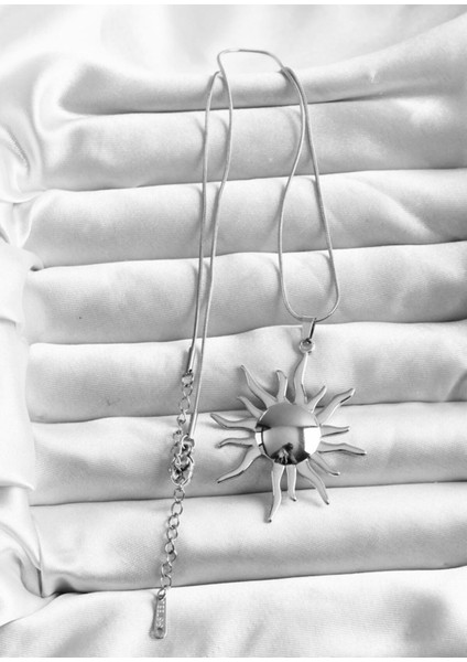 Çelik Güneş Kolye