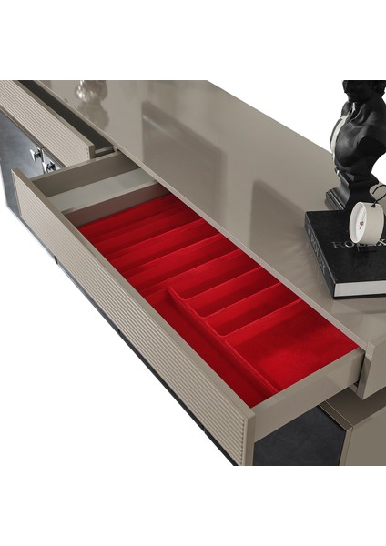 Voyager Yemek Odası Takımı fırsatları