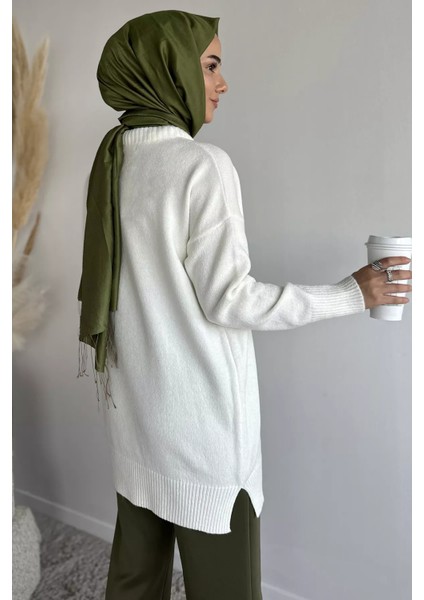 Bisiklet Yaka Fularlı Tesettür Triko Tunik P-00019203 modelleri