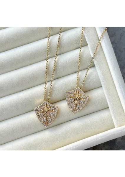 Çelik Zirkon Taşlı Kutup Yıldızı Kolye