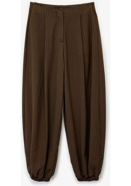 Cep Detaylı Düğmeli Çizgili Jogger Pantolon