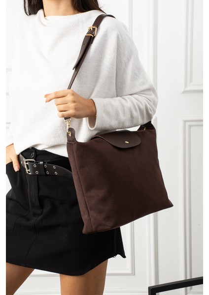 Nora Kadın Fermuarlı Ayarlanabilir Askılı Süet Omuz Çantası fırsatları