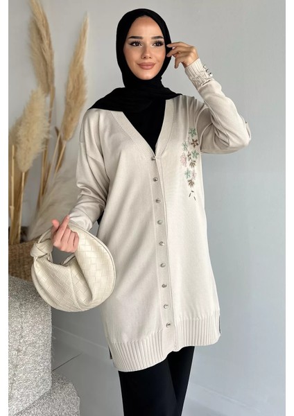 Ön Düğmeli V Yaka Nakışlı Tesettür Triko Hırka P-00019049 fiyatları