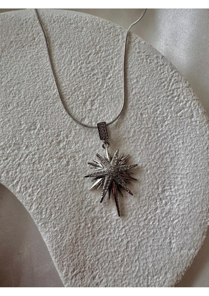 Çelik Taşlı Kuzey Yıldız Kolye