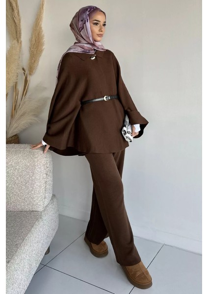 Gülseli Kadın Gold Düğmeli Kemer Detaylı Triko Panço Pantolon Tesettür Ikili Takım P-00019028