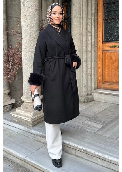 Bel Kuşaklı Kol Ucu Peluş Detaylı Tesettür Kaşe Kaban P-00019056 fiyatları