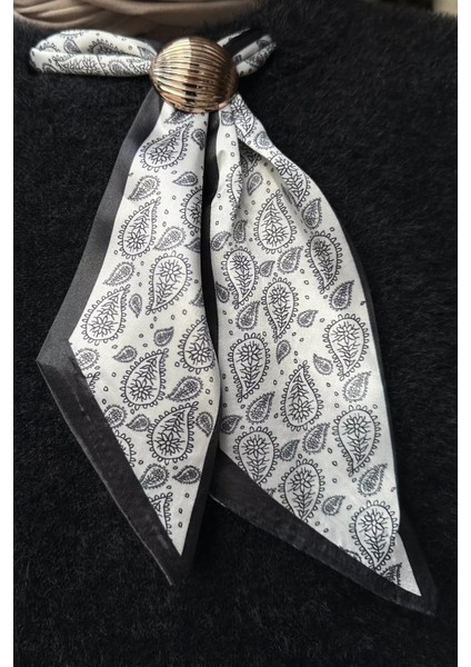 Gülseli Bisiklet Yaka Fular ve Broş Detaylı Tesettür Triko Tunik P-00019029 indirimleri