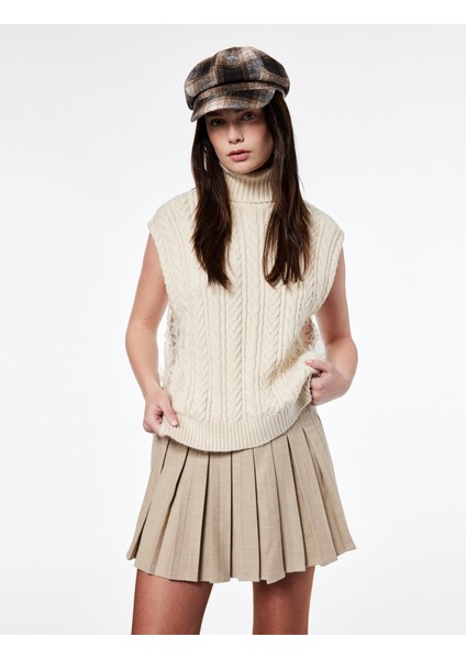 x Şahika Ercümen - Pileli Mini Etek