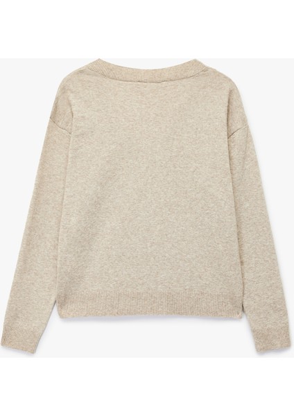 x Melis Ağazat - Uzun Kollu V Yaka Triko Oversize Kazak fiyatları