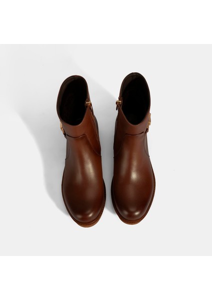 Kadın Taba Metal Aksesuarlı Deri Bot