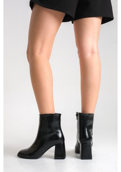Siyah Deri Kadın Bot Kaymaz Taban Fermuarlı Kalın Topuk Diana