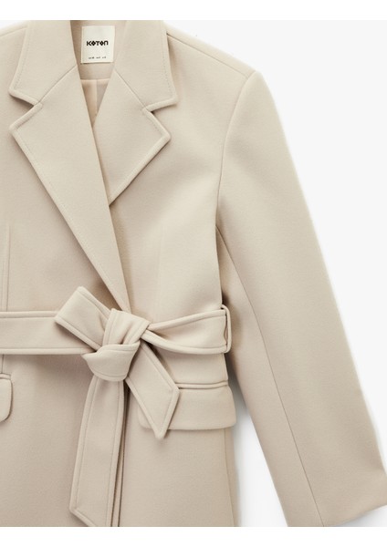 Kısa Kaban Kaşe Kemerli Cepli Kruvaze Uzun Kollu modelleri