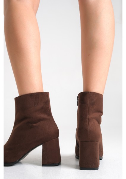 Kahverengi Süet Kadın Bot Sivri Burun Kaymaz Taban Fermuarlı Kalın Topuk Astrid