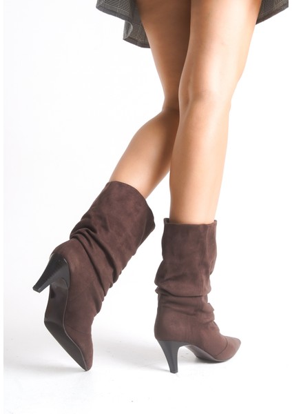 Kadın Bot Mini Topuklu Süet Kahverengi Dökümlü Rahat Kaymaz Taban Zeta