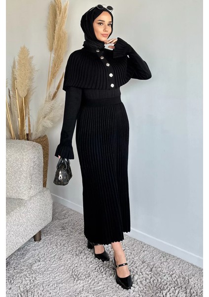 Pelerinli Pileli Tesettür Triko Elbise P-00019220 modelleri