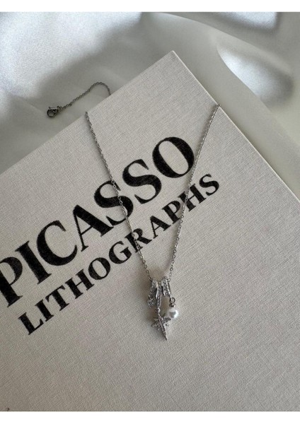 3 Charmlı Kuzey Yıldız Inci Topçuk Çelik Kolye modelleri