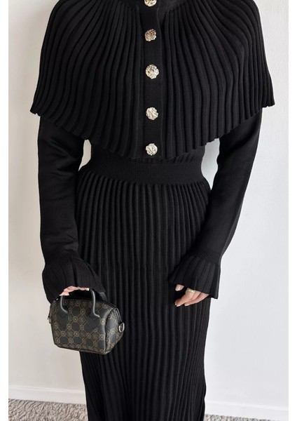 Pelerinli Pileli Tesettür Triko Elbise P-00019220 fırsatları