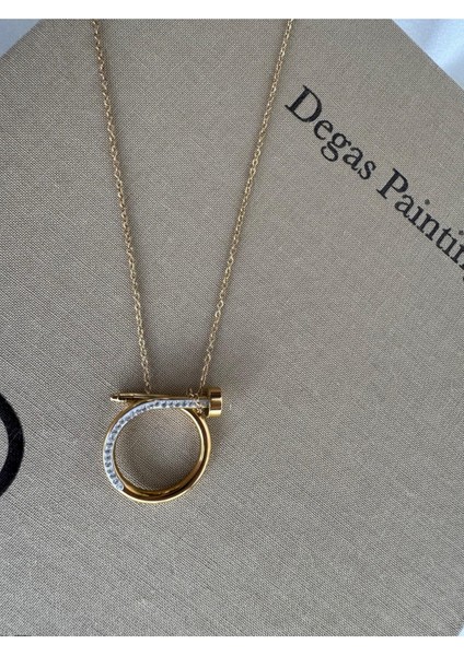 Çivi Model Taş Detaylı Gold Altın Kaplama Çelik Kolye