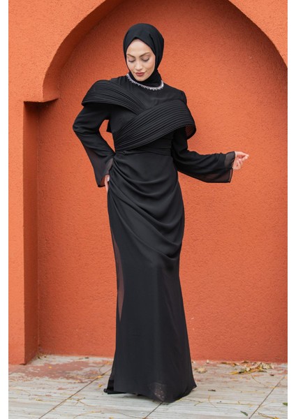 Pink Omuz Detaylı Drapeli Tesettür Abiye-Siyah fırsatları