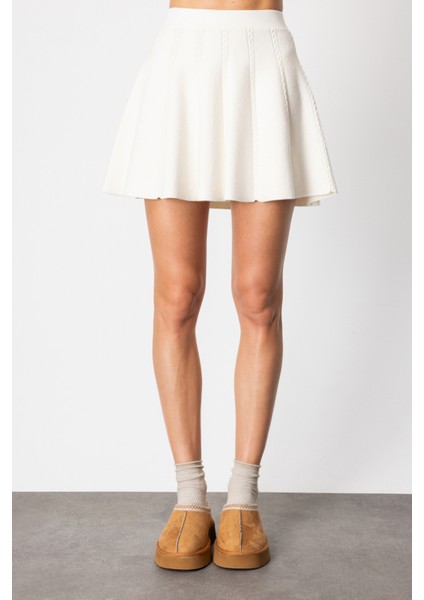 Kendinden Desenli Mini Triko Etek 60206-26K modelleri